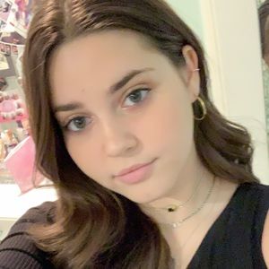 Meet your Posher, Deva